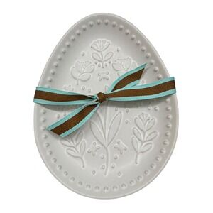 Crofton Egg Shaped Appetizer Plates Set of 4 White Floral Spring Easter NWOT